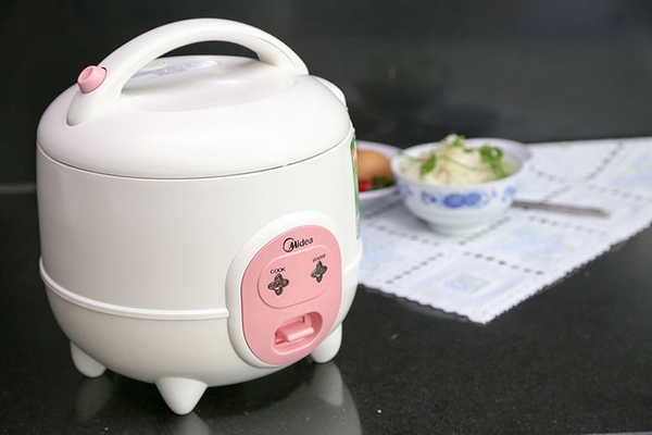 Đánh giá chi tiết nồi cơm điện Midea MRCM06SA