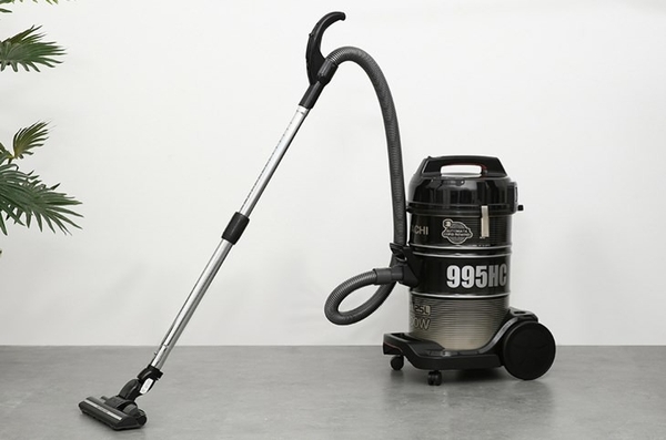 Có nên sử dụng máy hút bụi công nghiệp trong gia đình?