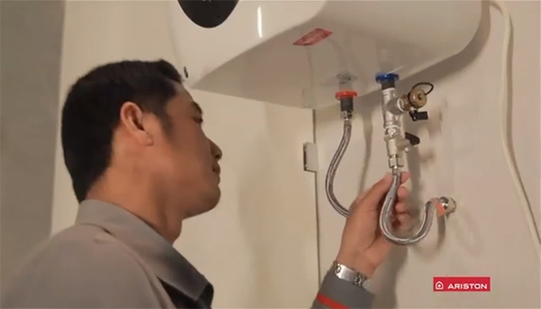 Cách sử dụng bình nóng lạnh Ariston trong mùa đông để đảm bảo an toàn và tiết kiệm năng lượng