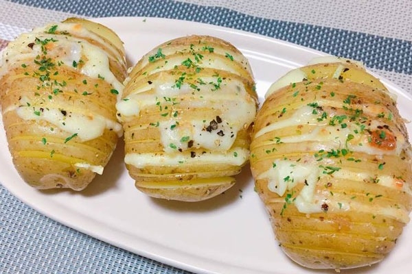 Những món ăn ngon nấu bằng lò vi sóng tại nhà dễ làm