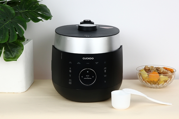 Đánh giá chi tiết nồi cơm điện Cuckoo CRP-LHTR1009F/BKSIVNCV