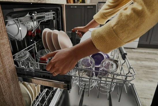 Máy rửa bát và 7 lưu ý cần thiết nên biết trước khi trang bị cho gia đình