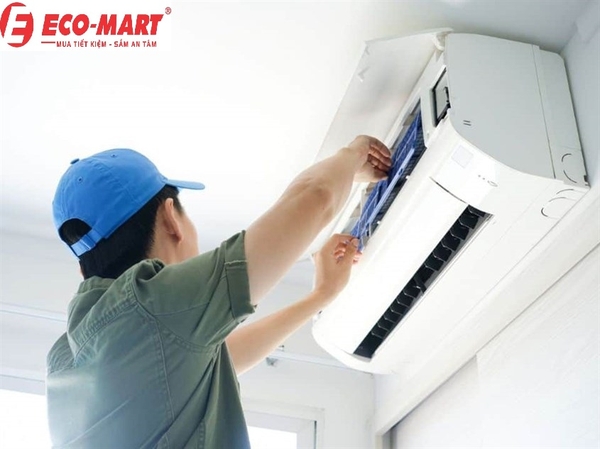 Hướng dẫn chi tiết để vệ sinh điều hòa tại nhà ai cũng nên biết