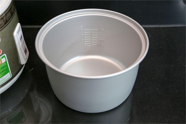 Tìm hiểu về chất liệu của các loại nồi cơm điện trên thị trường hiện nay