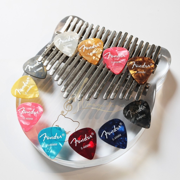 pick-gay-dan-guitar-fender-0-46mm