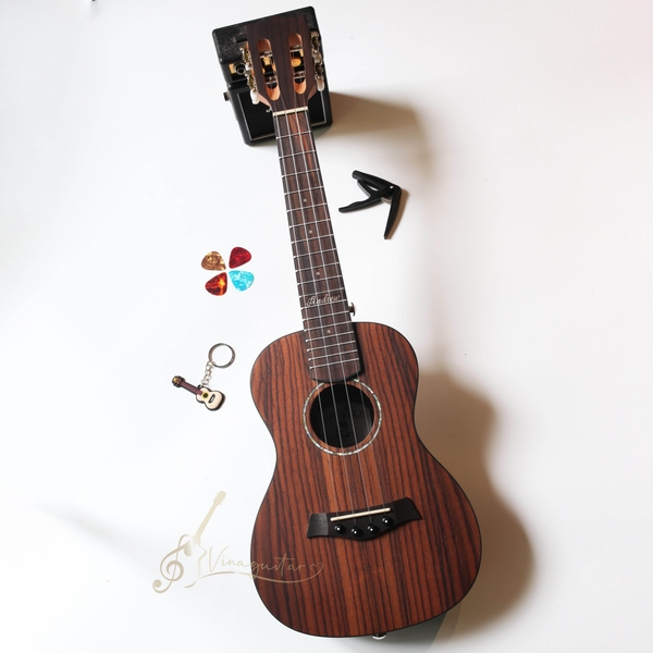 dan-ukulele-concert-andrew-m-81g-go-cam-an-tang-day-du-phu-kien