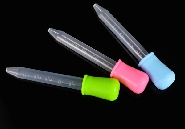 bo-30-ong-hut-nhua-5ml-bop-silicon