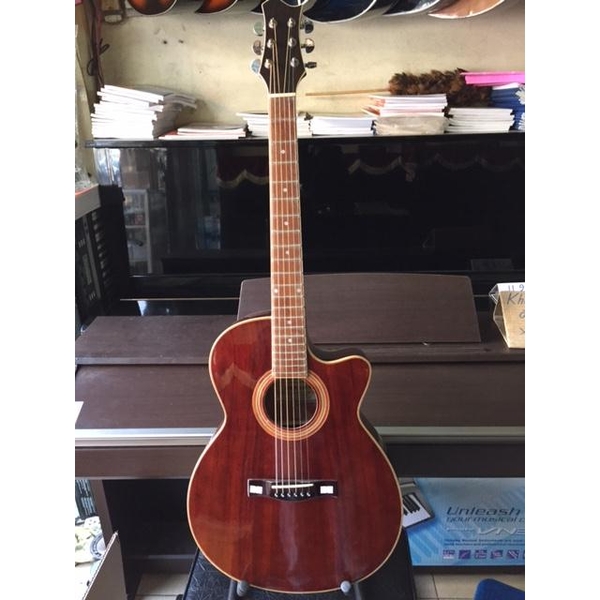 dan-guitar-day-sat-ha266