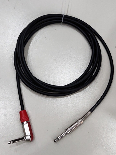 day-line-guitar-cable-d3-3m