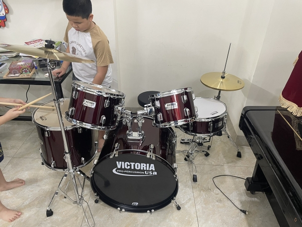 bo-trong-co-victoria-tang-go-mat-mica
