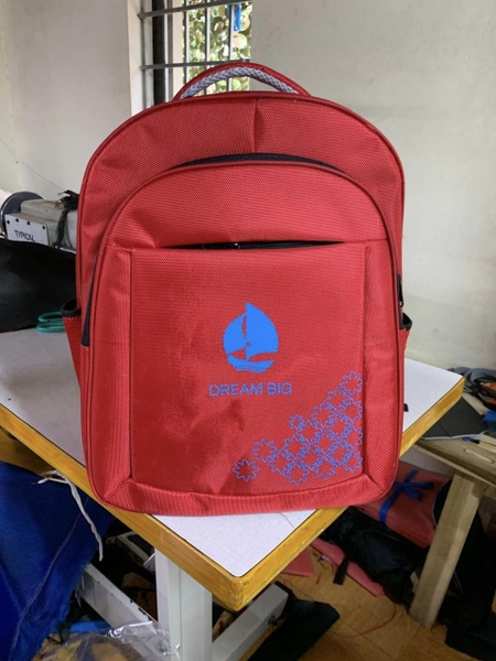 sản xuất balo học sinh