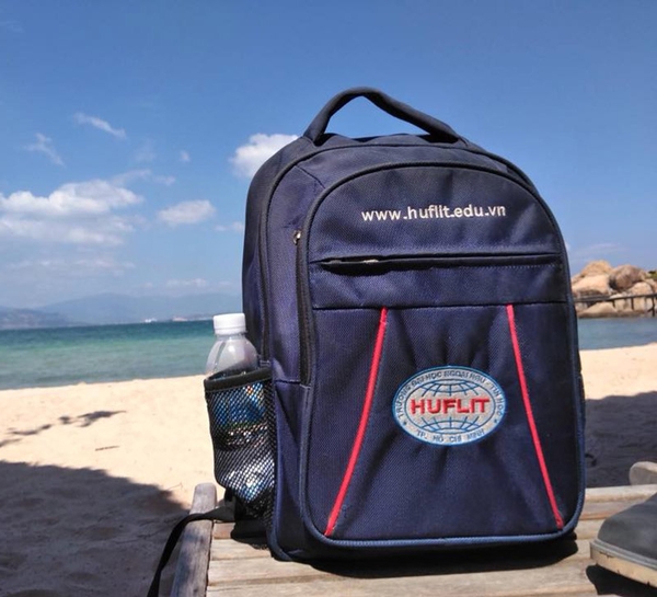 Doanh nghiệp đặt may balo du lịch