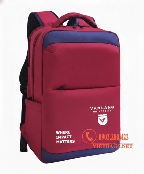 Balo Văn Lang từ Vietbags được sắp xếp trong bố cục nghệ thuật cùng các vật dụng hỗ trợ học tập cho sinh viên