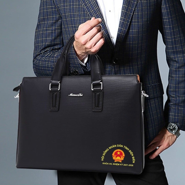 Cặp Da Đại Hội Đảng