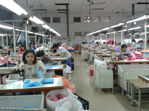 Dịch Vụ Sản Xuất Balo Chống Gù