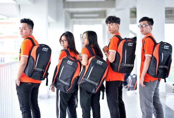 May balo trường fpt
