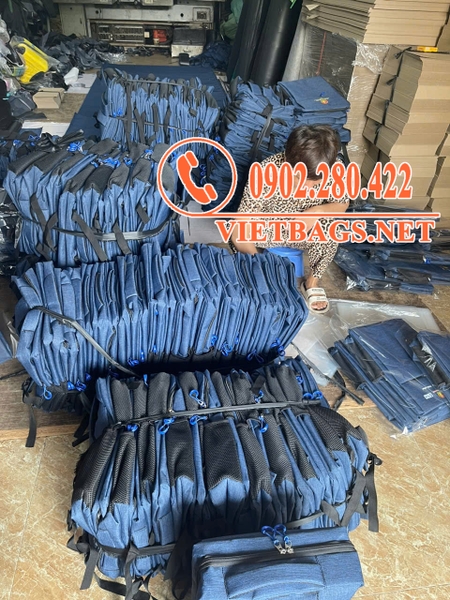 Sản xuất balo từ thiện