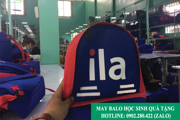 May balo quà tặng trung tâm ngoại ngữ