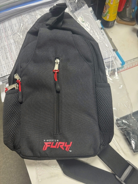 túi đeo chéo quảng cáo