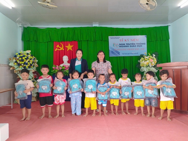 sản xuất balo túi xách theo yêu cầu