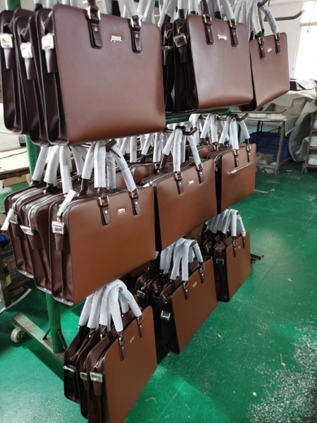 sản xuất cặp da đại hội đảng