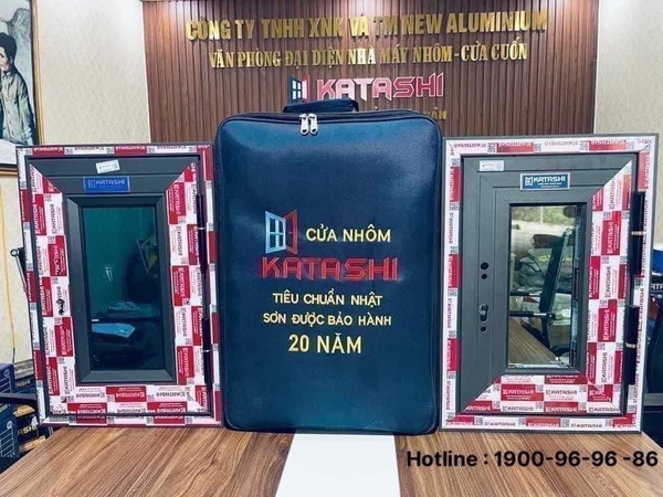 Thiết kế túi đựng cửa nhôm