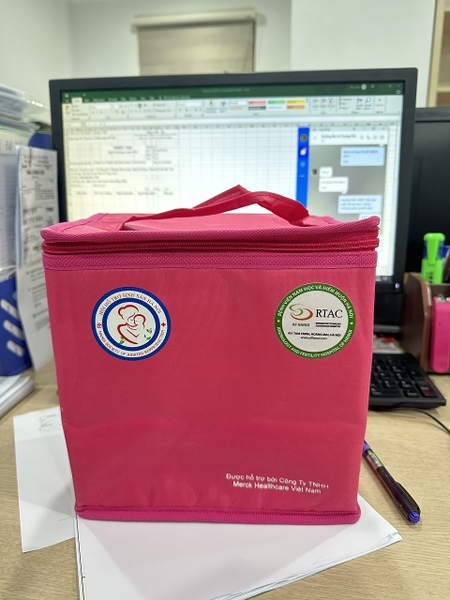 Sản xuất túi giữ nhiệt bệnh viện Nam Học