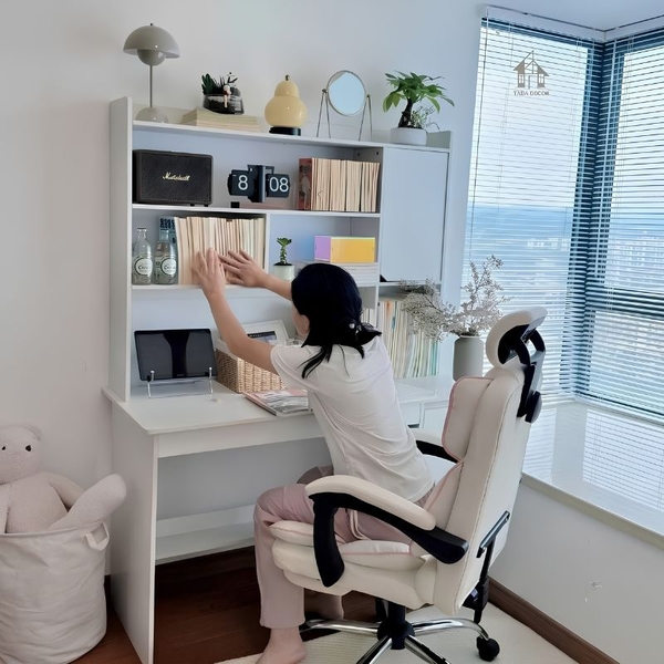 Mẫu bàn học chống gù hỗ trợ bảo vệ cột sống cho trẻ nhỏ