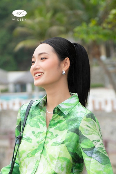 Sơ mi lụa Nvar xanh lá
