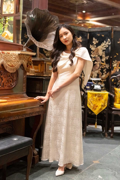 Váy đầm dạ hội cổ kết nơ lụa Jacquard họa tiết hạc trắng