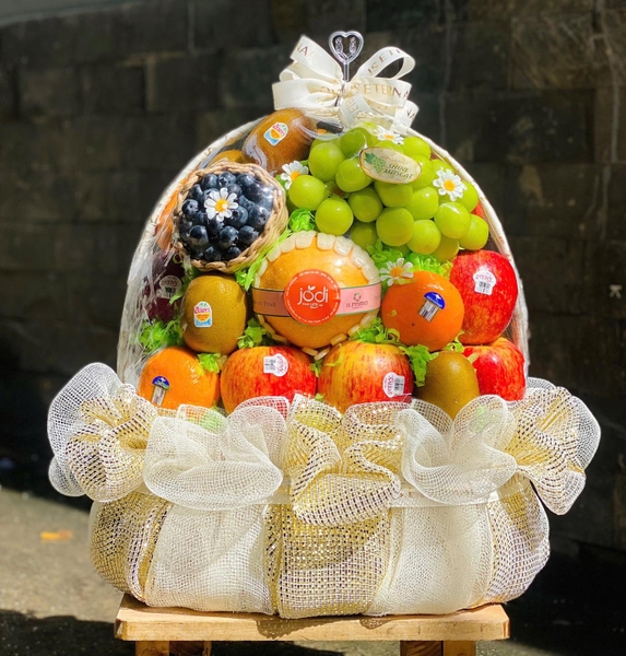 Giỏ trái cây tươi - quà tặng ý nghĩa dịp 20.11