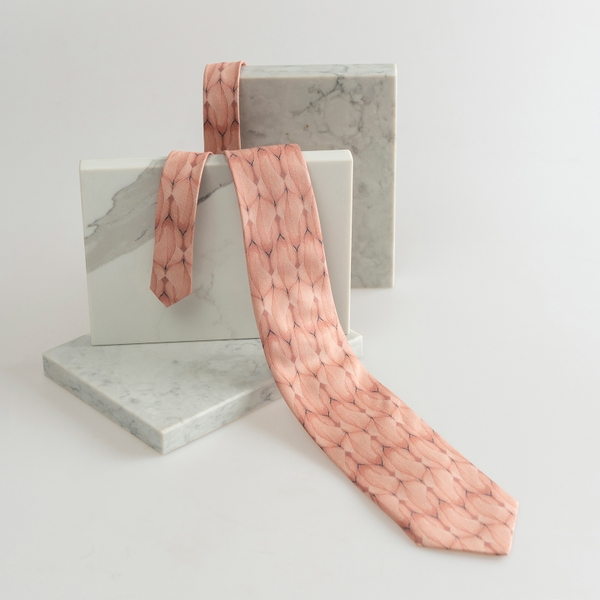Marbling peach silk tie