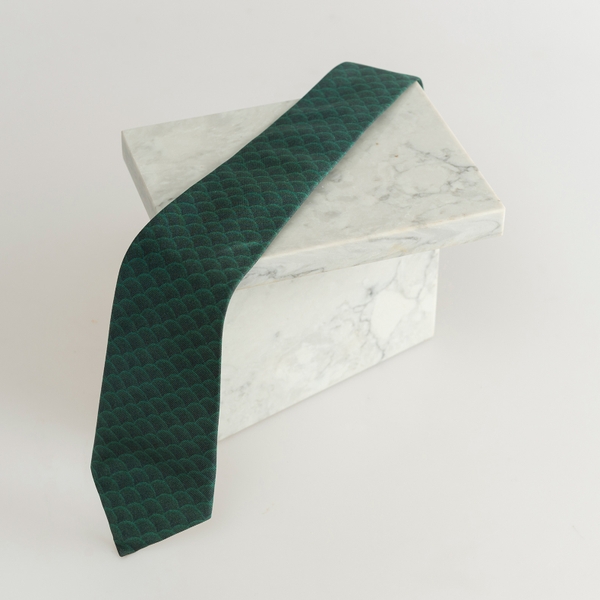 Wave green silk tie