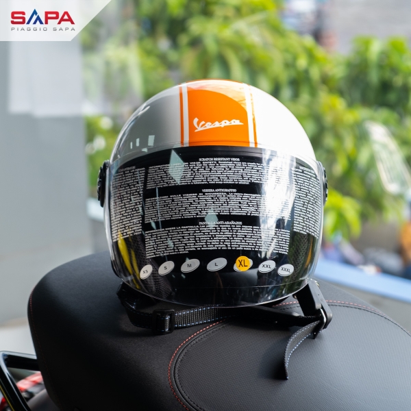 mu-bao-hiem-vespa-trang-cam