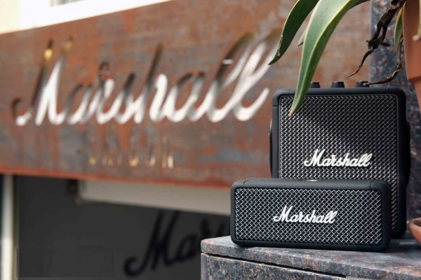 So sánh loa Marshall Stockwell 2 và Marshall Emberton