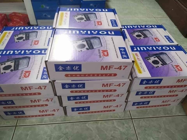 dong-ho-van-nang-mf47-hien-thi-kim
