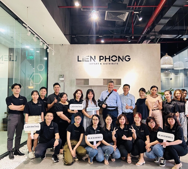 TẬP ĐOÀN BLACKMORES - CÔNG TY LIÊN PHONG - THẮT CHẶT TÌNH HỮU NGHỊ SAU 4 NĂM HỢP TÁC VÀ PHÁT TRIỂN