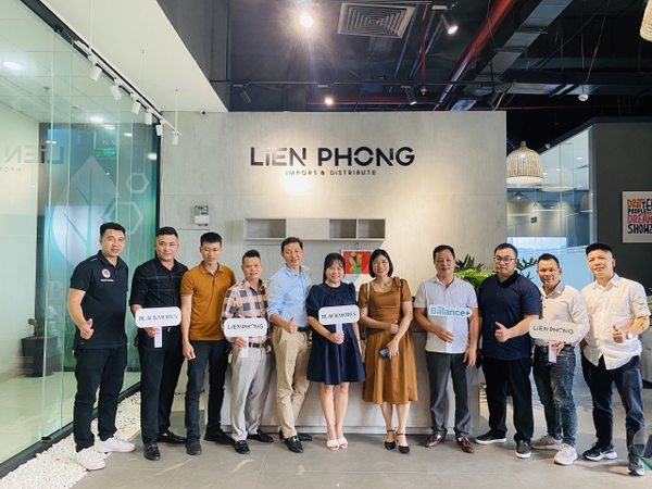 LIÊN PHONG GẶP GỠ CÁC NPP PHÍA BẮC TRONG CHIẾN LƯỢC BÙNG NỔ DOANH SỐ 2023