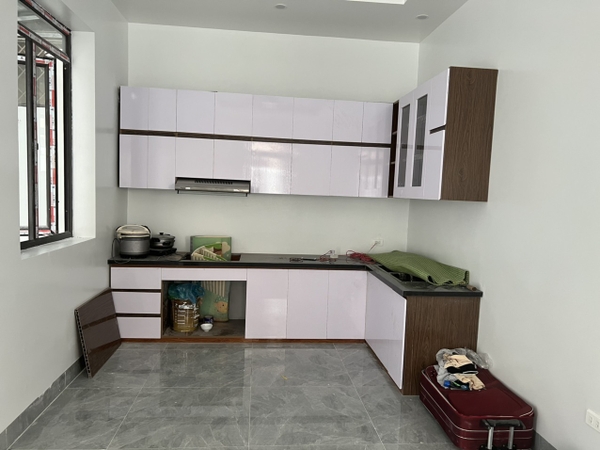 CHO THUÊ BIỆT THỰ VIỆT HƯNG, LONG BIÊN 200M² XÂY DỰNG 3 TẦNG PHÙ HỢP THUÊ LÀM VĂN PHÒNG, LỚP HỌC, CÔNG TY.