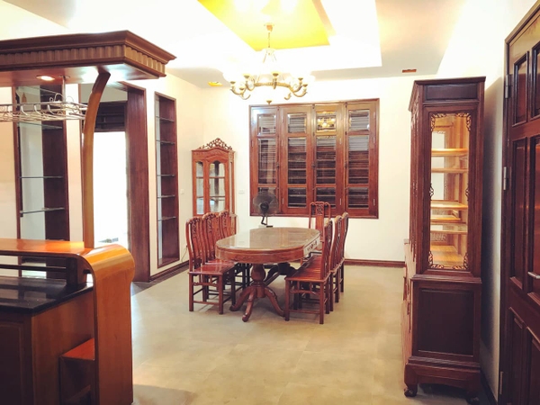 Cho thuê biệt thự Sài Đồng full nội thất cực đẹp liên hệ Mr Điệp 0358869668.