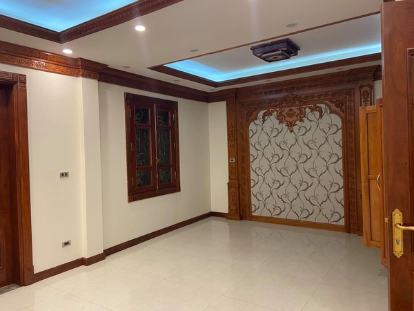 Bán Biệt thự song lập BT5 - Khu đô thi Việt Hưng, Long Biên đã hoàn thiện. Liên hệ Mr Nam: 0963892968.