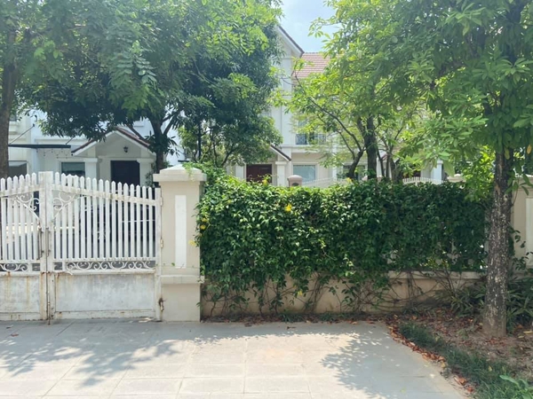 Cho thuê biệt thự Sài Đồng Vinhome Riverside full nội thất liên hệ Mr Nam 0948572567