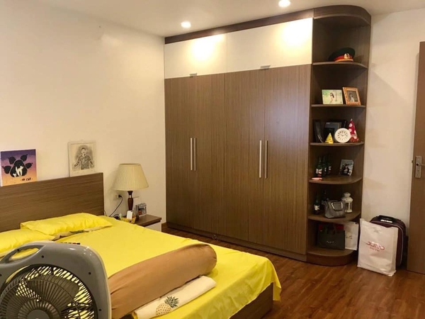 Căn hộ 3PN FULL nội thất đẹp long lanh, ngay gần Homeland Hà Nội, Thượng Thanh, DT: 90m2, giá tốt dịp Tết. Lh 0962345219