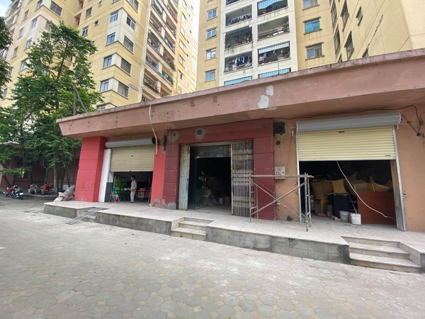 Cho thuê Kiot tại khu đô thị Việt Hưng, Long Biên, Hà Nội. DT: 75m2. Giá thuê từ: 8 - 11tr/tháng. Liên hệ xem trực tiếp 0988624374.