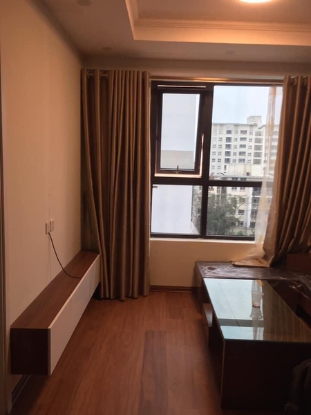 Cho thuê chung cư 2 phòng ngủ Valencia đã hoàn thành nội thất, giá cực hấp dẫn. Liên hệ Mr Nam: 0963892986.