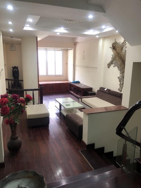 Cho thuê nhà nguyên căn full nội thất tại Ngọc Thuỵ, Long Biên. 50m2.giá 15tr/tháng. Lh:0328769990