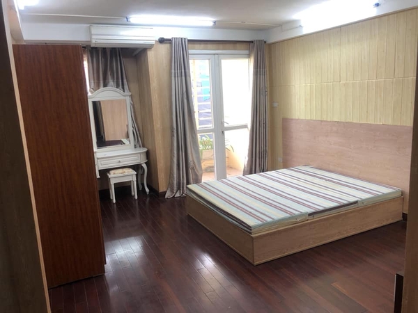 Cho thuê nhà nguyên căn full nội thất tại Ngọc Thuỵ, Long Biên. 50m2.giá 15tr/tháng. Lh:0328769990