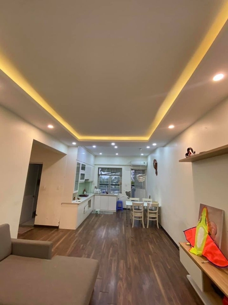 Cho thuê căn hộ Full đồ đẹp tại Giang Biên. S:70m2. Full nội thất. Giá 6 triệu. LH: 0382945771