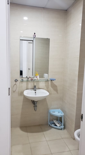Cho thuê chung cư Ecohome Phúc Lợi đồ cơ bản giá còn 5 triệu/ tháng. Liên hệ Mr Hùng: 0984373362.