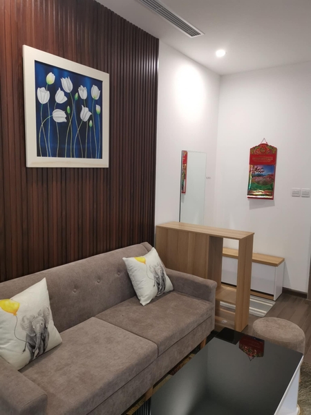 Cho thuê căn hộ Vinhomes Symphony 1PN, 1VS Long Biên full nội thất, 36m2 full nội thất giá 8,5tr/tháng LH:0971902576 ( Mr Hùng)